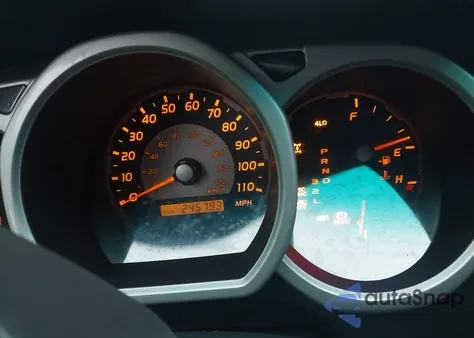 2004 Toyota 4Runner Sr5 Sport V6 z USA, uszkodzony, nr VIN JTEBU14R740053579